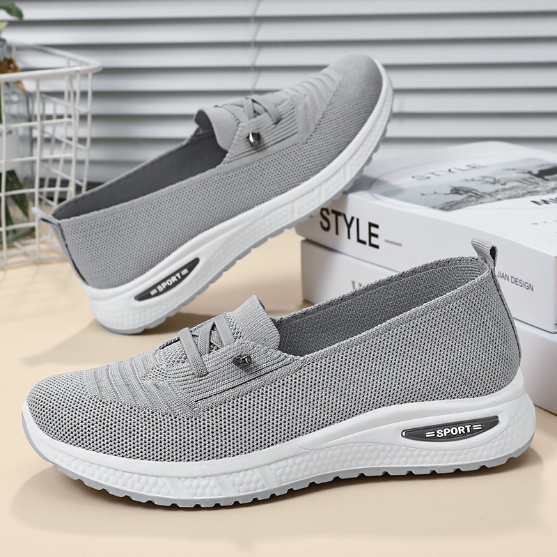 Women's oversized casual shoes - đánh giá và giá Running Gear Woman