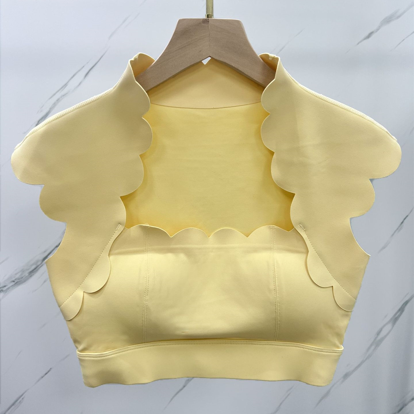 Pad Wavy Women Sports Vest Yog - đánh giá và giá Running Gear Woman